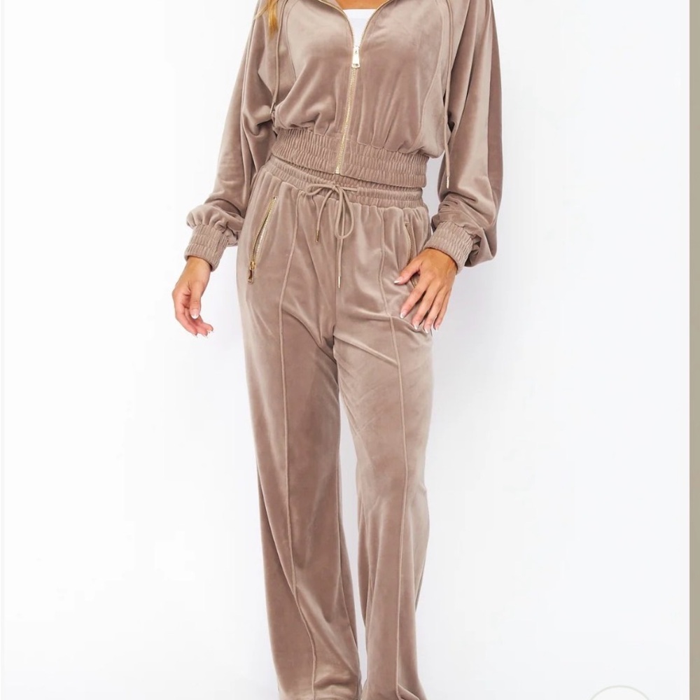 VELOUR FUNNEL NECK JACKET ZIP UP PANTS SET